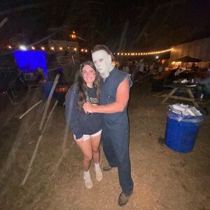 Meet your Posher, Carstyn